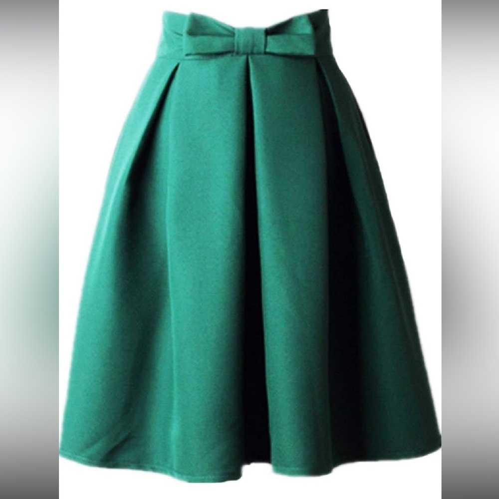 Full skirt with bow waistband